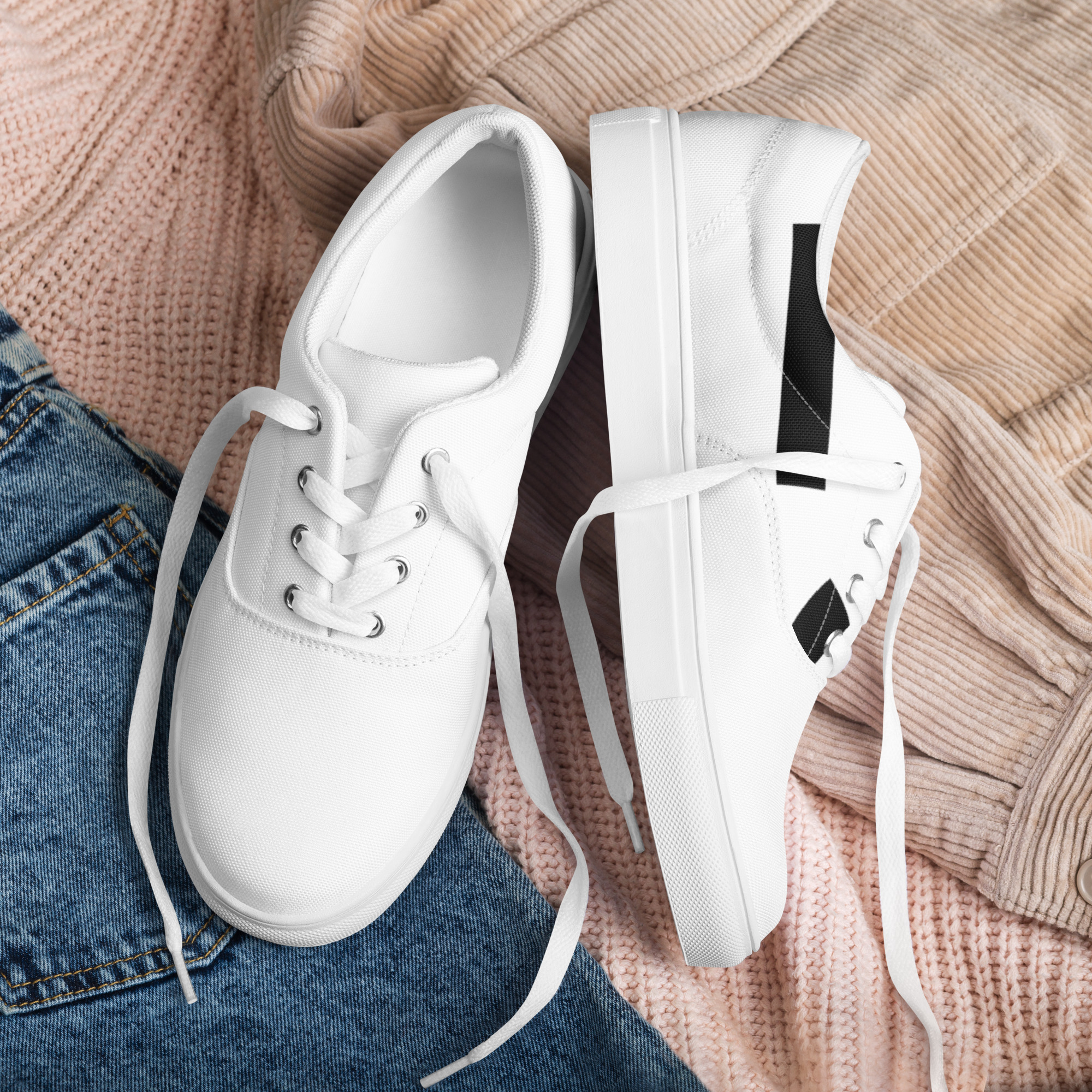 Men’s lace-up canvas shoes